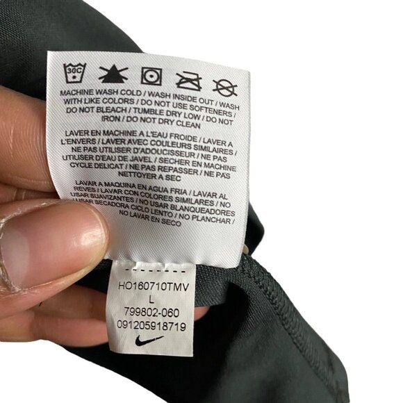 Nike Men’s Dri-Fit Players Modern Fit Forest Green Polo Shirt - Picture 6 of 7